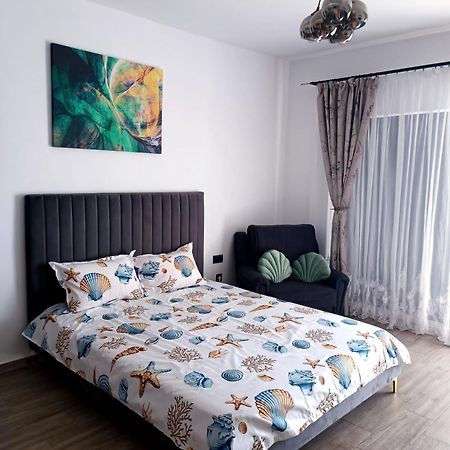 Ferienwohnung G&A By The Sea Mamaia Exterior foto