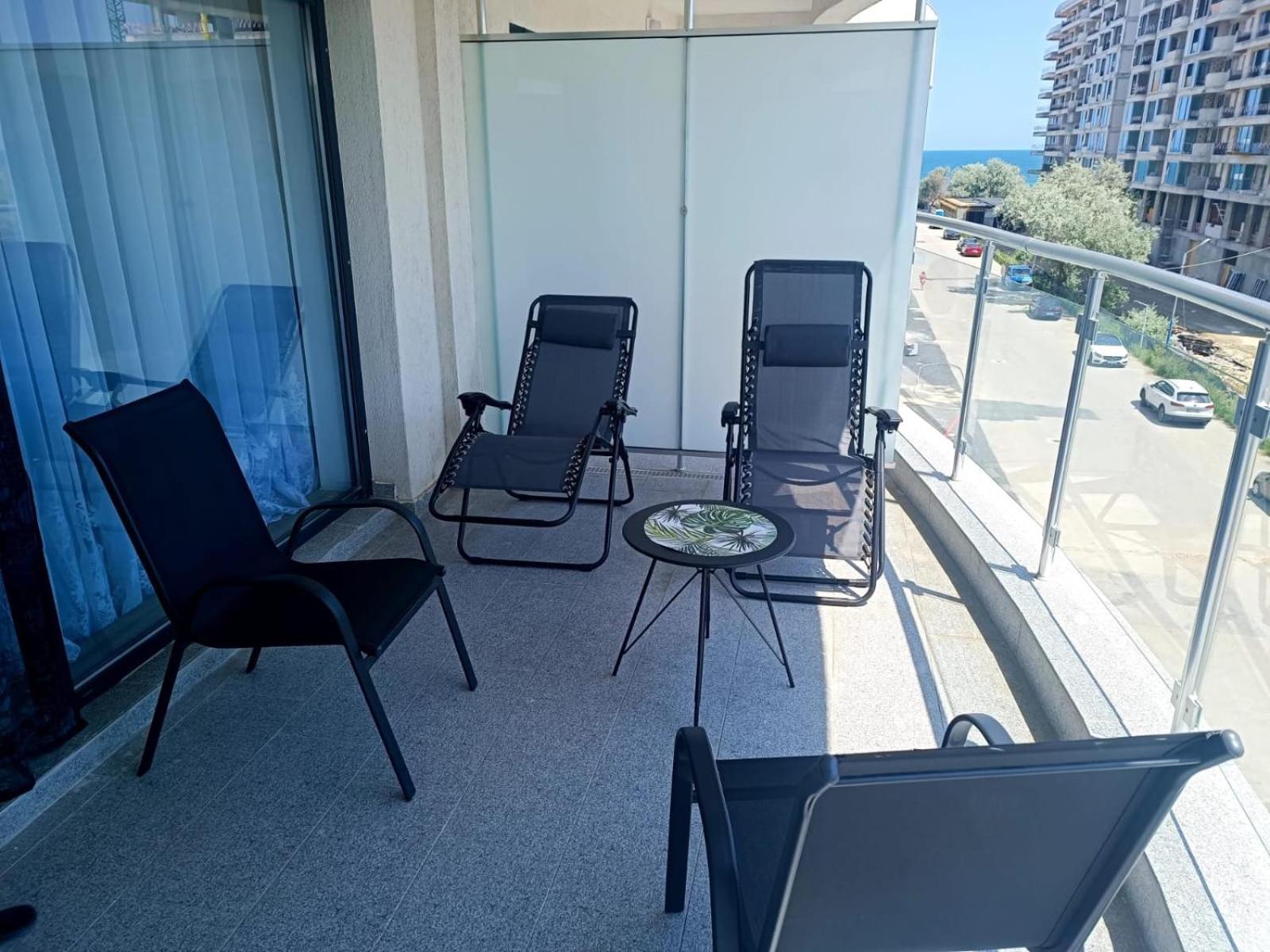 Ferienwohnung G&A By The Sea Mamaia Exterior foto